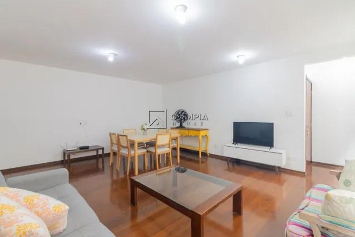 Apartamento com 4 quartos, foto 1