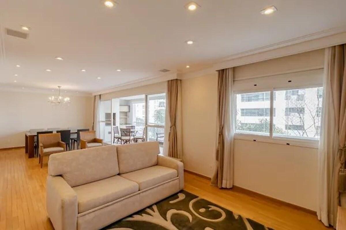 Apartamento triplex com 4 quartos, foto 1