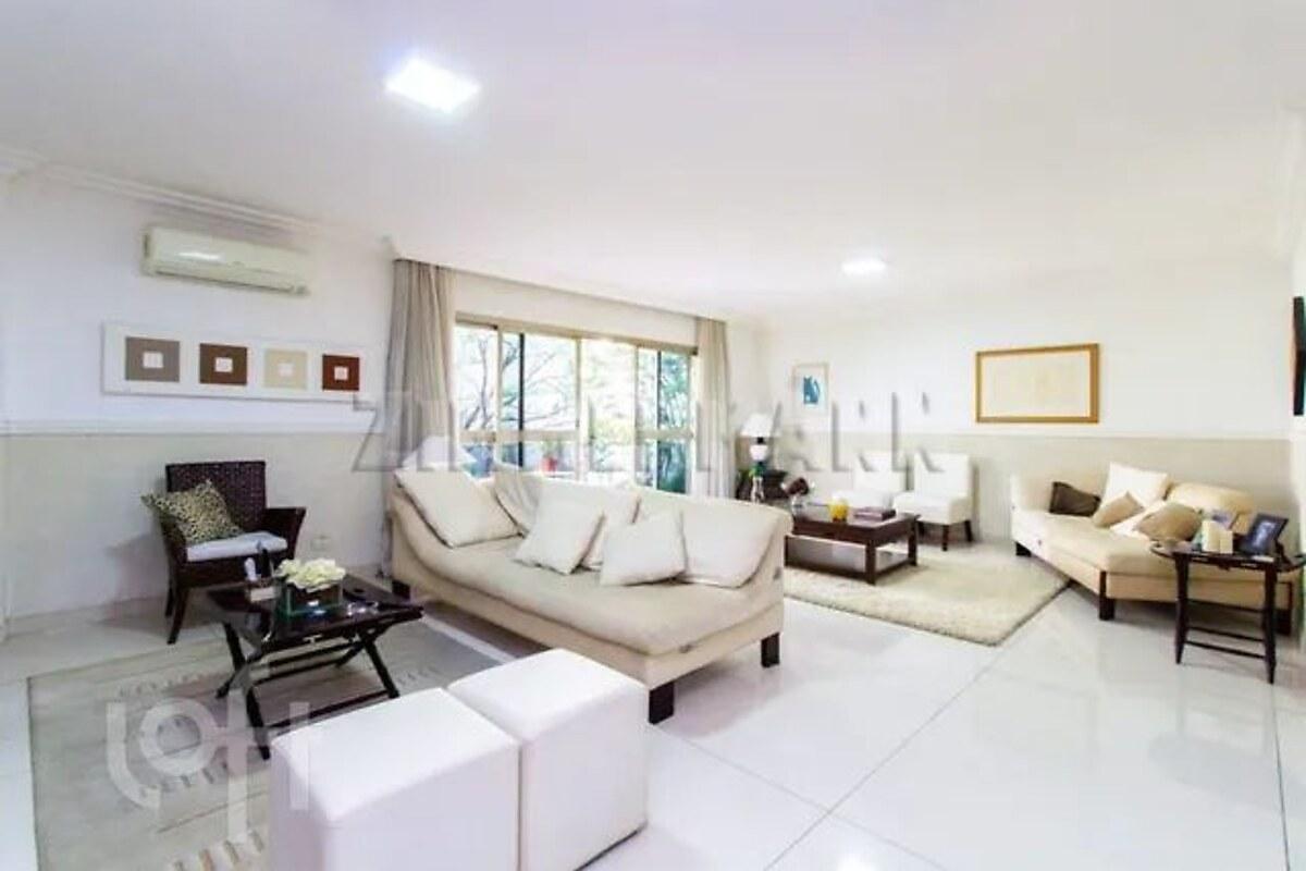 Kitnet / Studio com 1 quarto, foto 1
