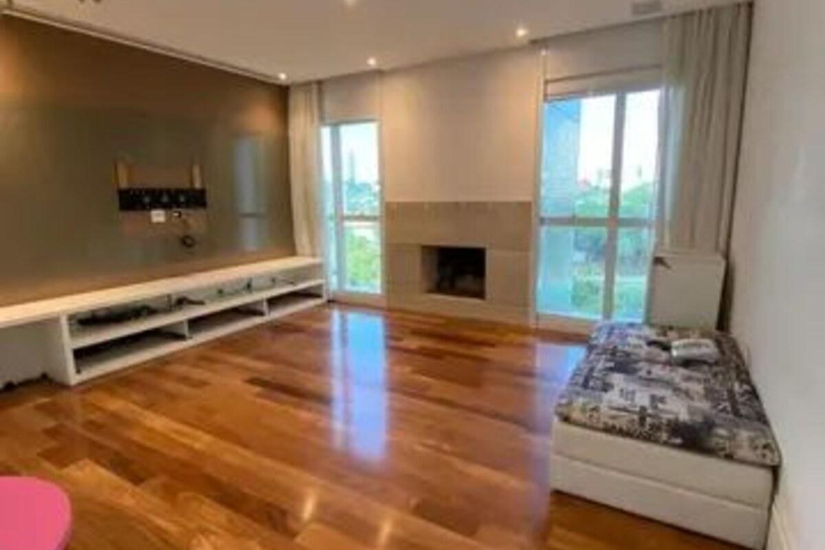 Apartamento triplex com 4 quartos, foto 1