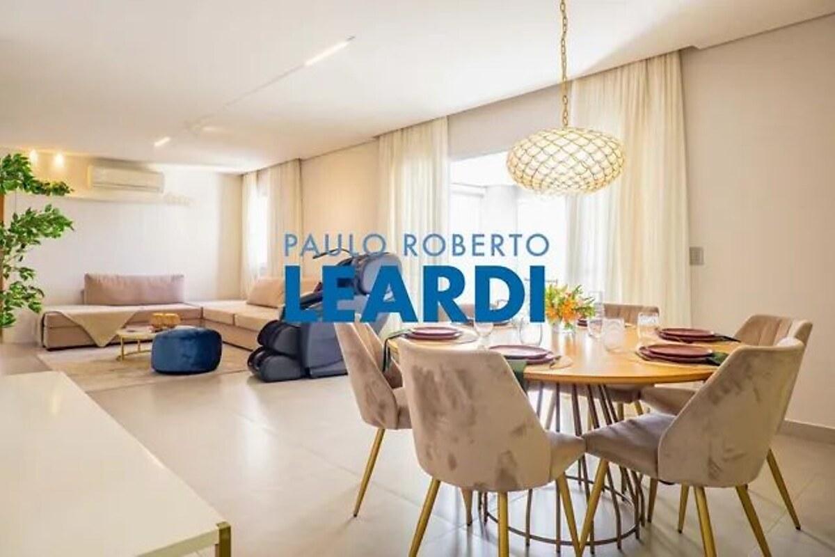 Apartamento com 4 quartos, foto 1