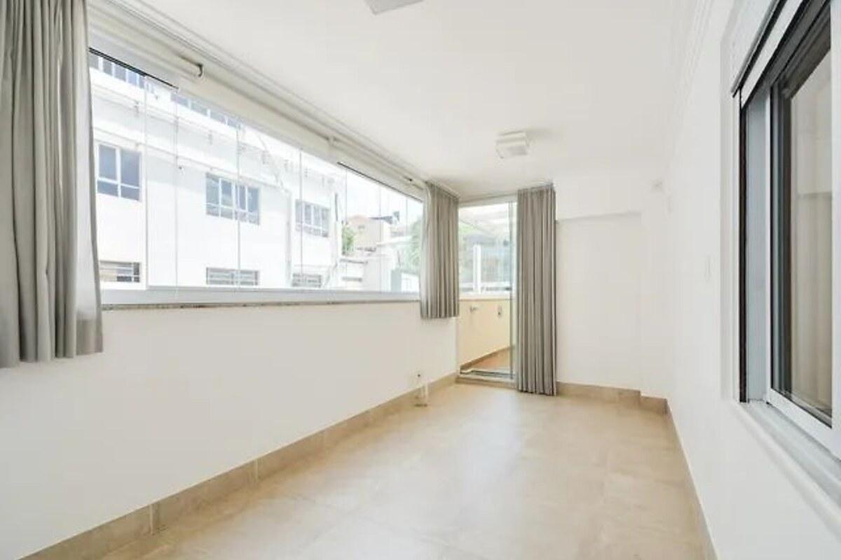 Apartamento com 4 quartos, foto 1