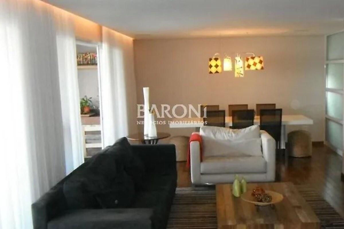 Apartamento com 4 quartos, foto 1