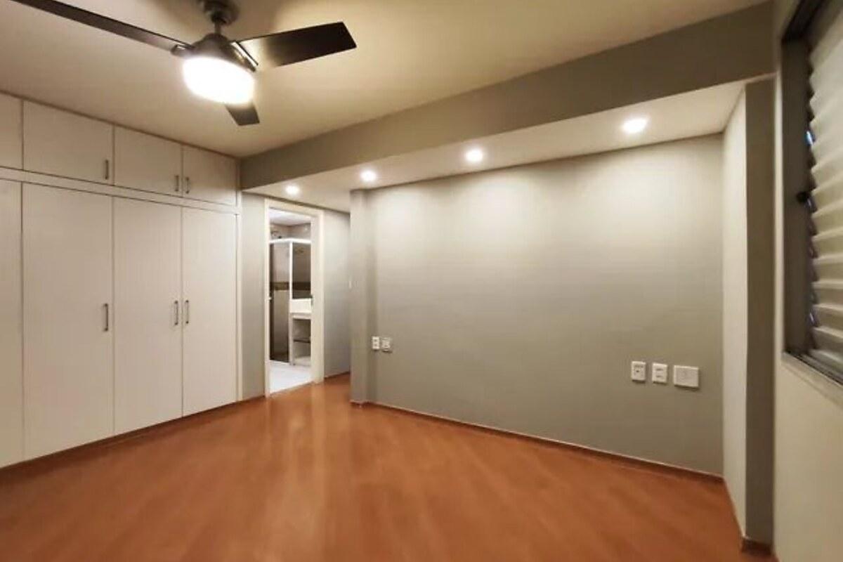 Apartamento com 4 quartos, foto 1