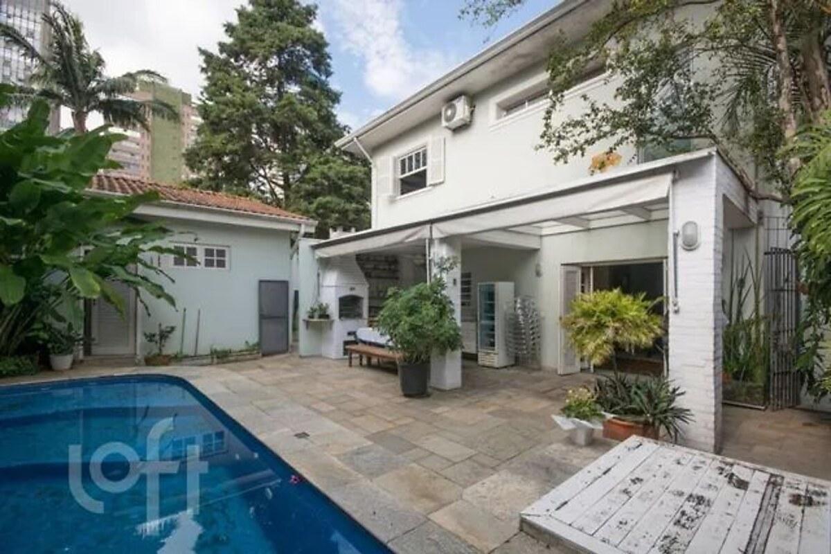 Apartamento com 4 quartos, foto 1