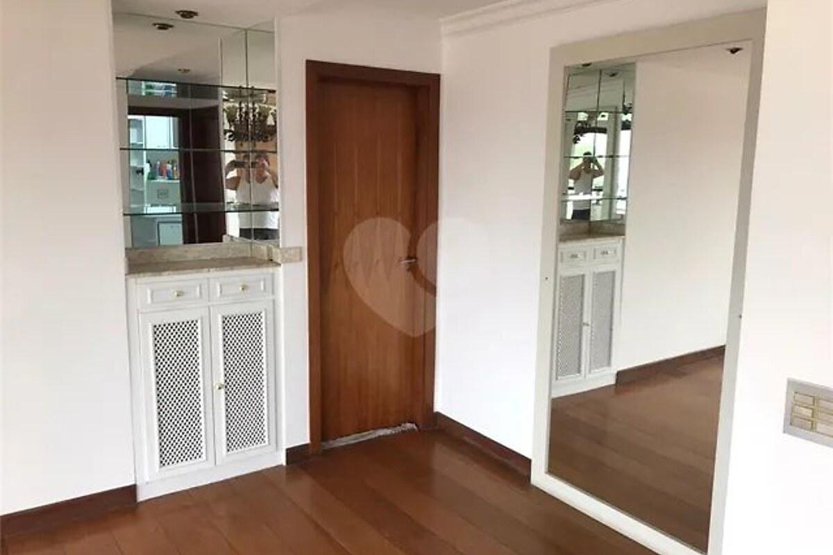 Apartamento duplex com 3 quartos, foto 1