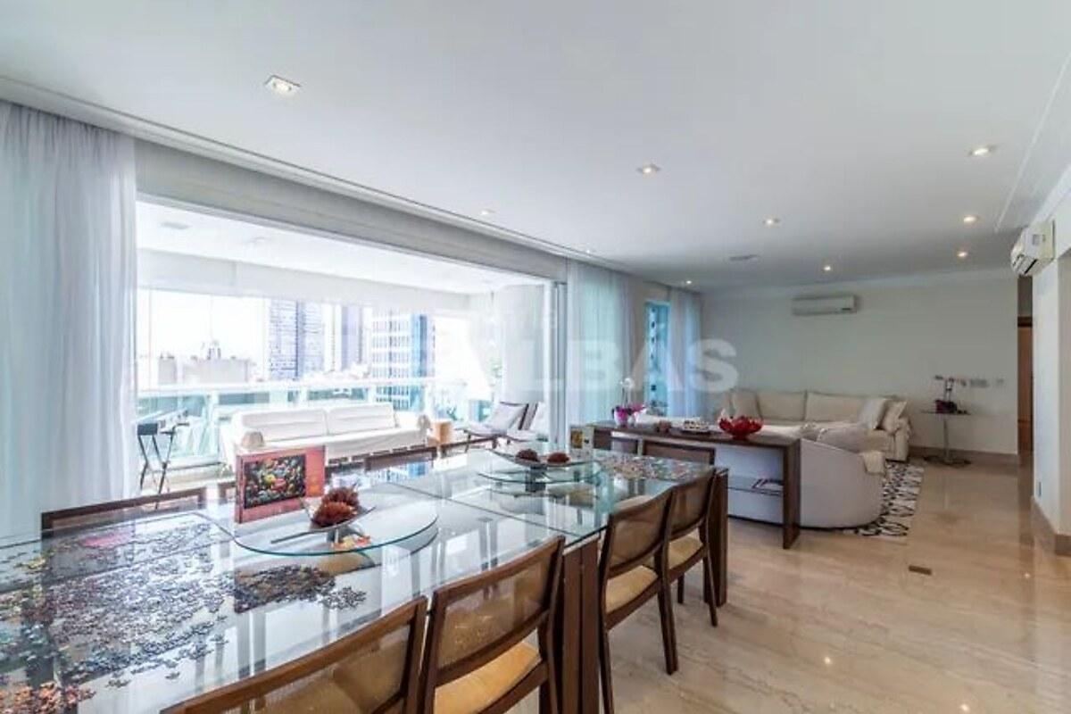 Apartamento com 1 quarto, foto 1