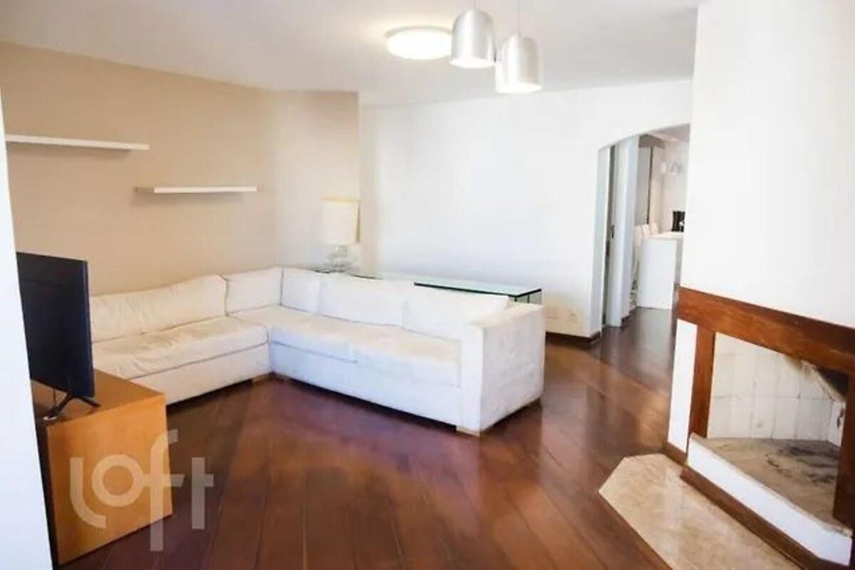 Apartamento com 4 quartos, foto 1