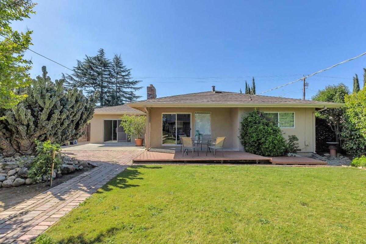 Casa com 5 quartos, foto 1