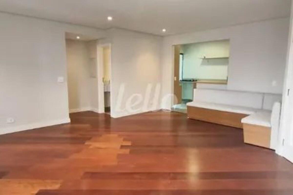 Flat/Kitinet/Loft/Studio com 1 quarto, foto 1