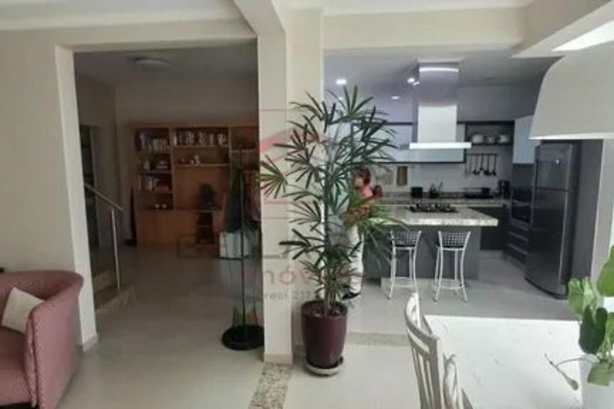 Apartamento com 3 quartos, foto 1