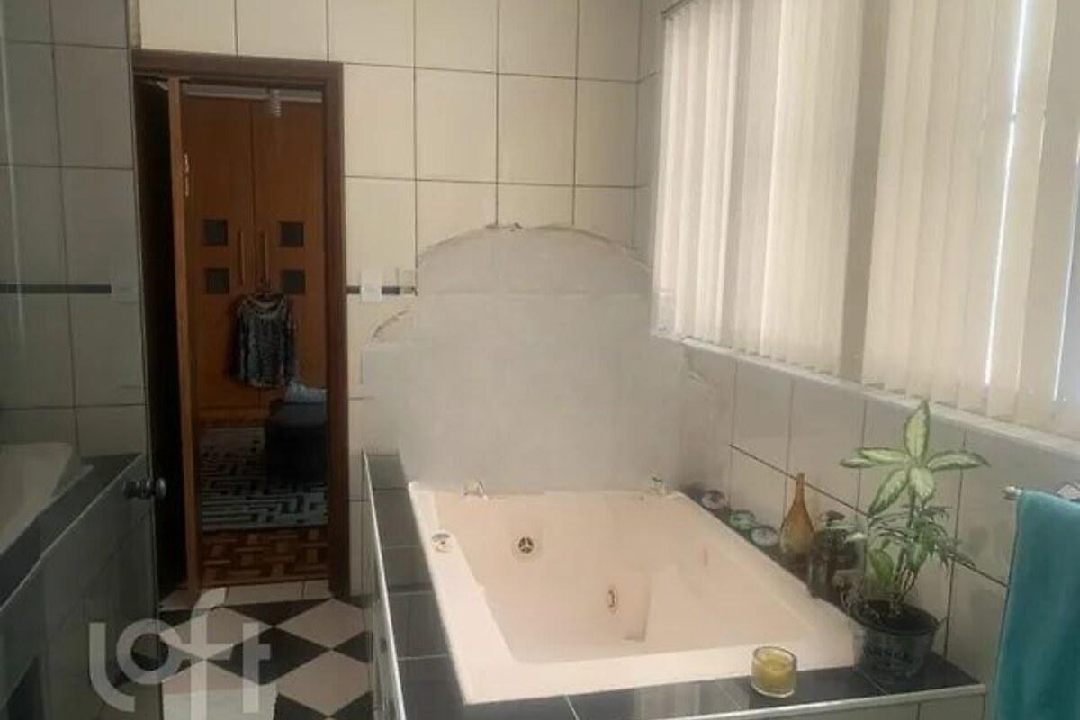 Apartamento com 4 quartos, foto 1