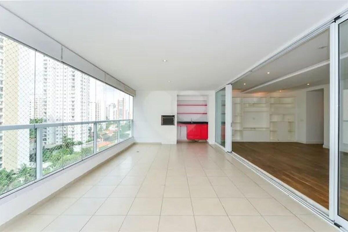 Apartamento com 4 quartos, foto 1