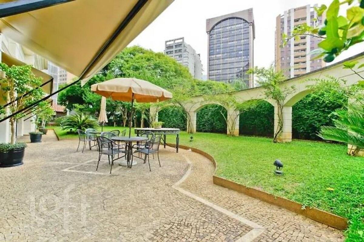 Apartamento com 1 quarto, foto 1