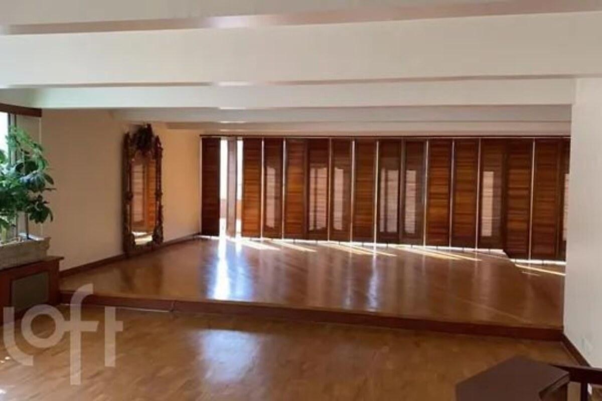 Apartamento com 4 quartos, foto 1