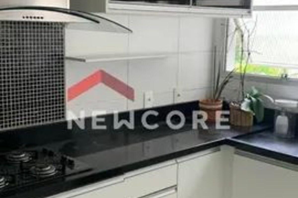 Apartamento com 4 quartos, foto 1