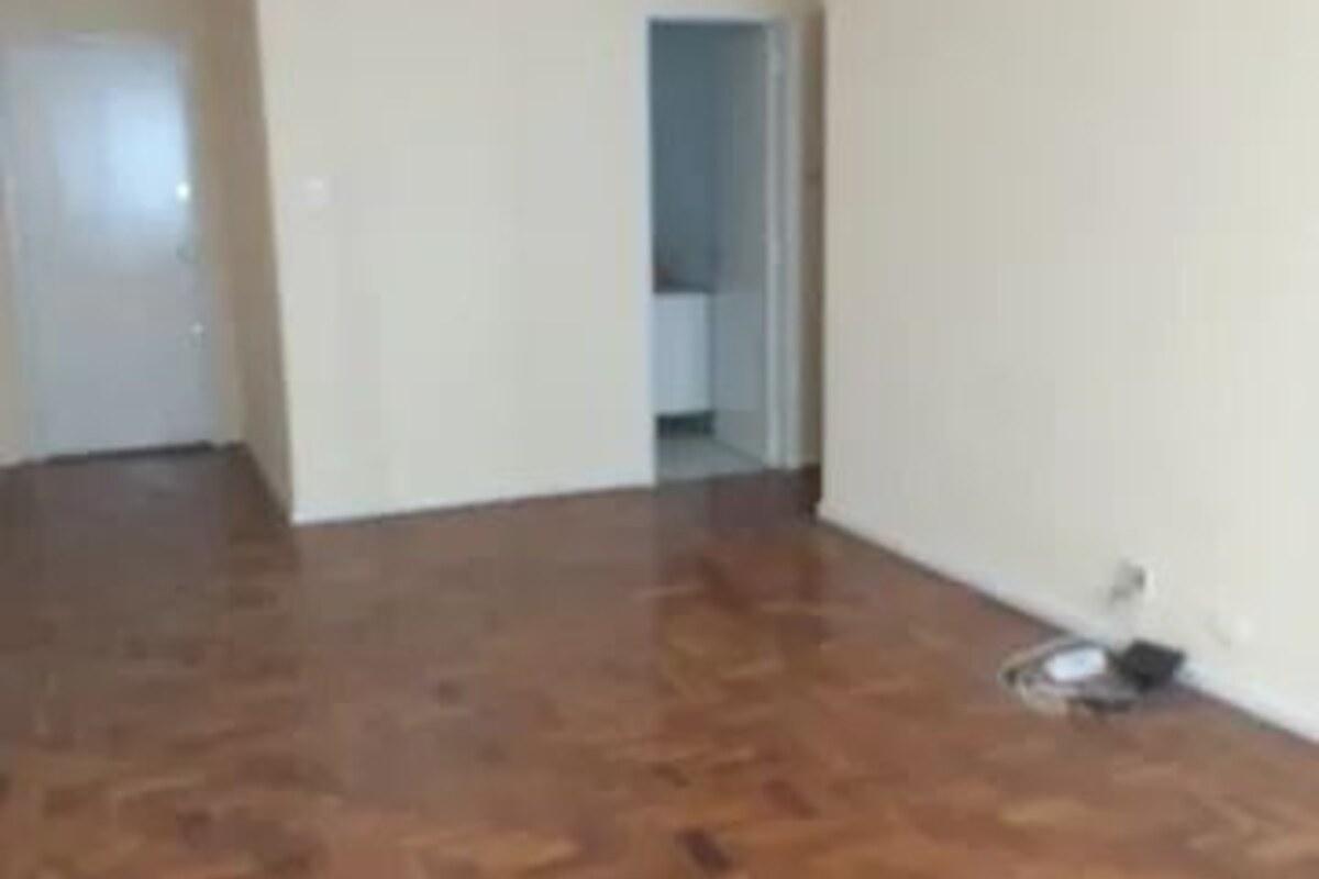 Apartamento com 2 quartos, foto 1