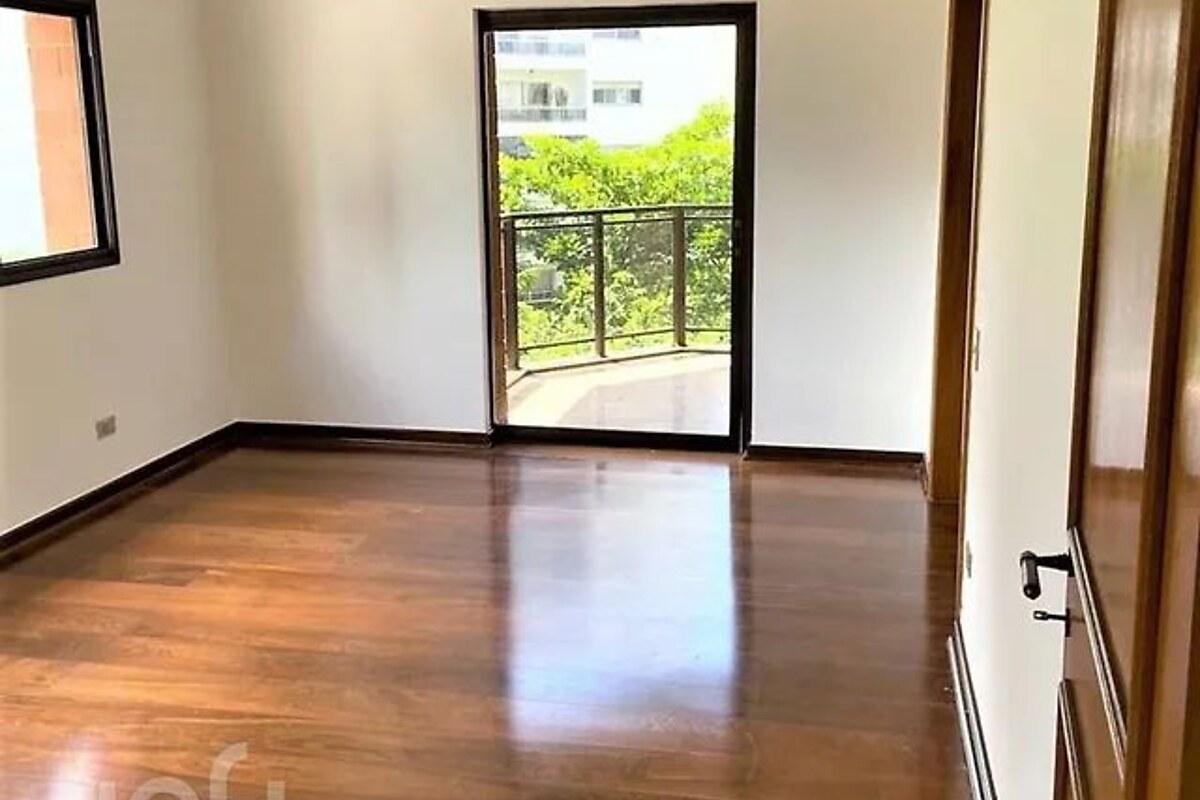 Apartamento com 4 quartos, foto 1