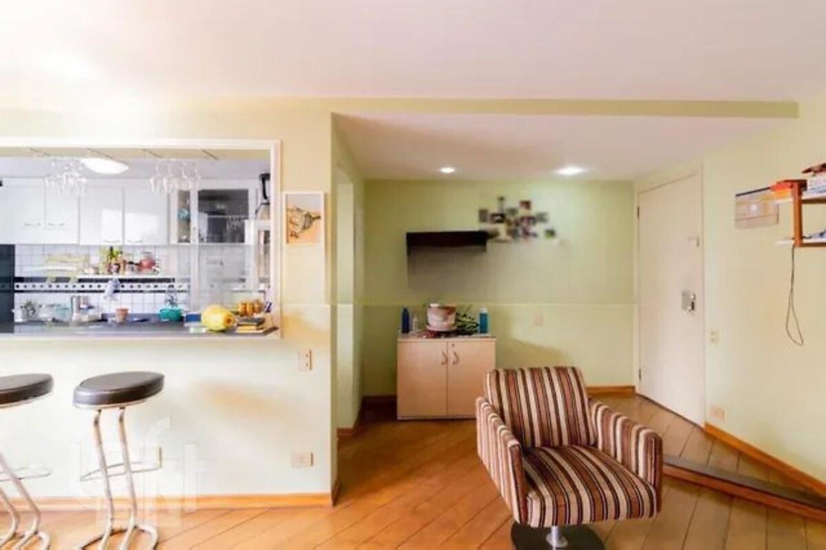 Apartamento com 1 quarto, foto 1