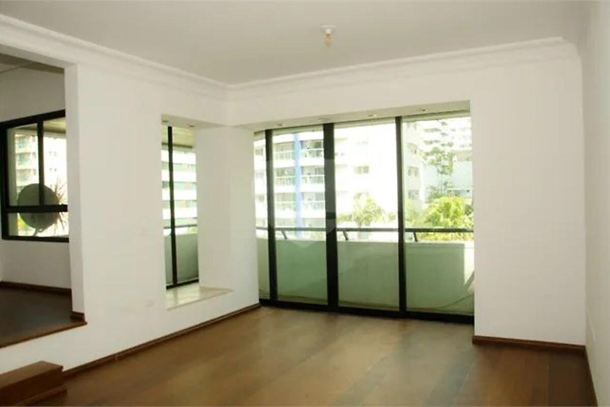 Apartamento com 4 quartos, foto 1