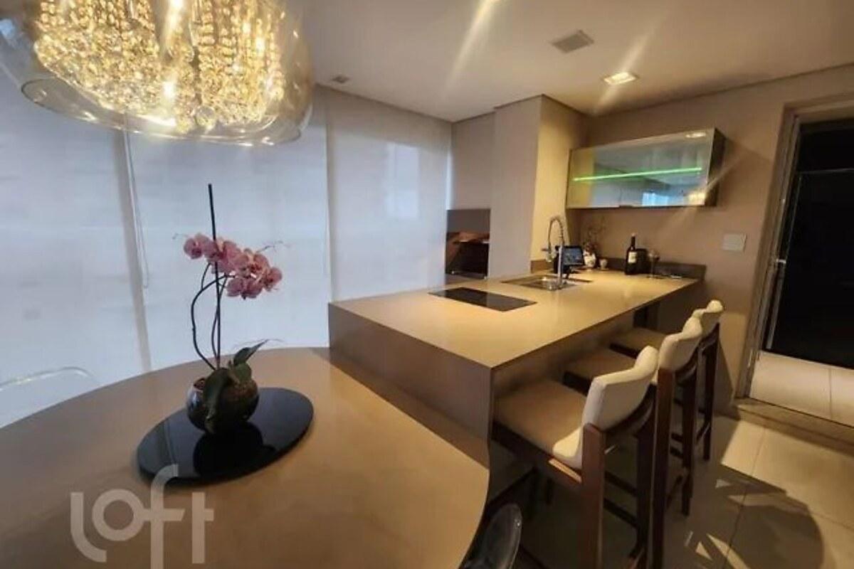 Apartamento com 4 quartos, foto 1